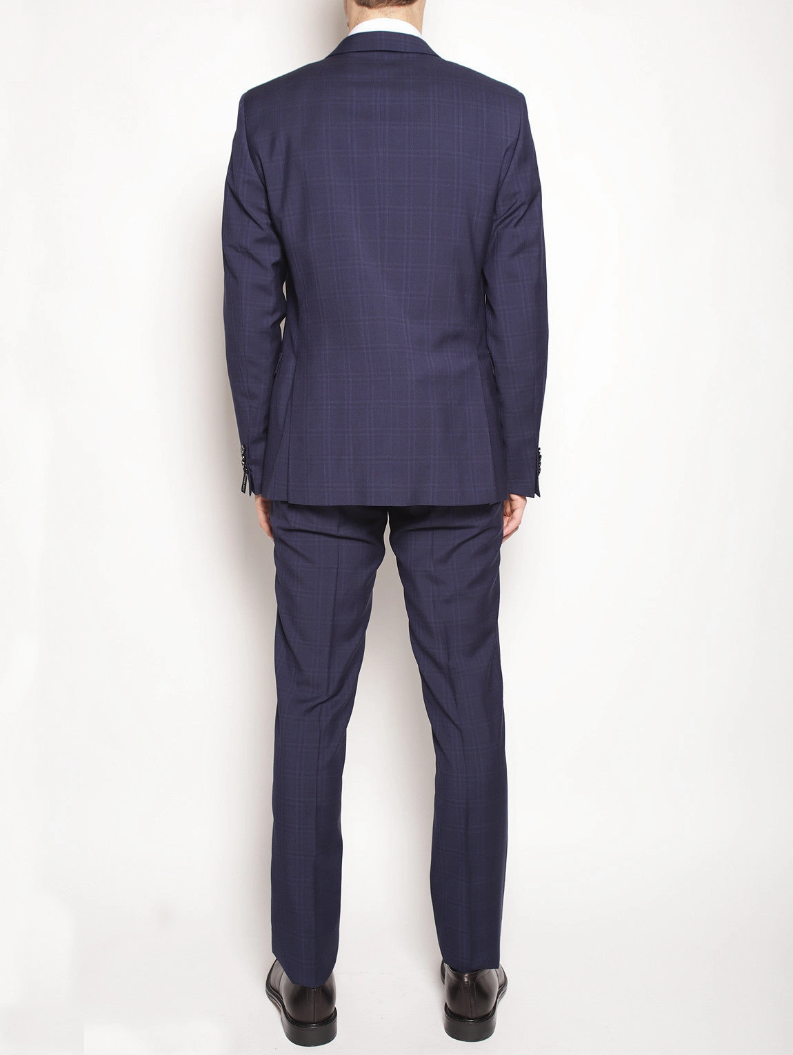 Slim suit in cool Blue wool